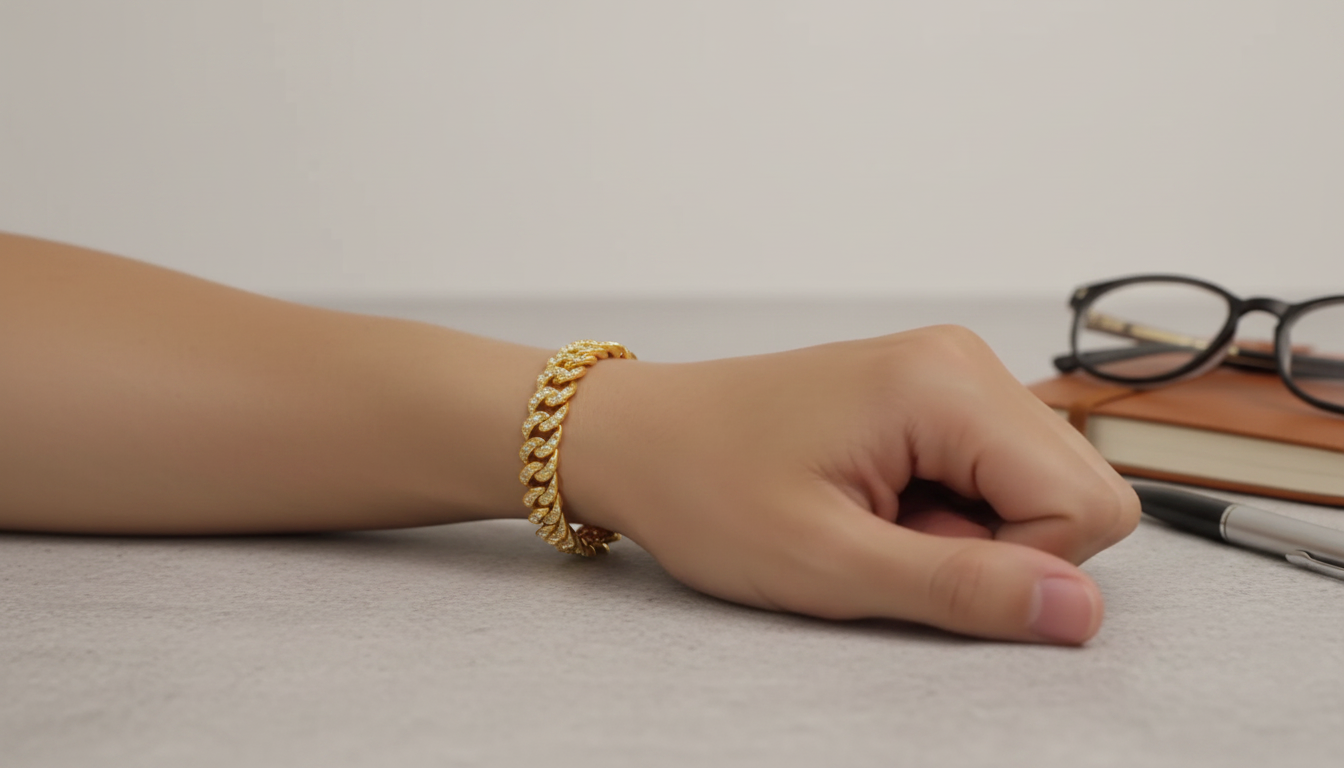 18K Gold Plated Moissanite Cuban Link Bracelet Guide